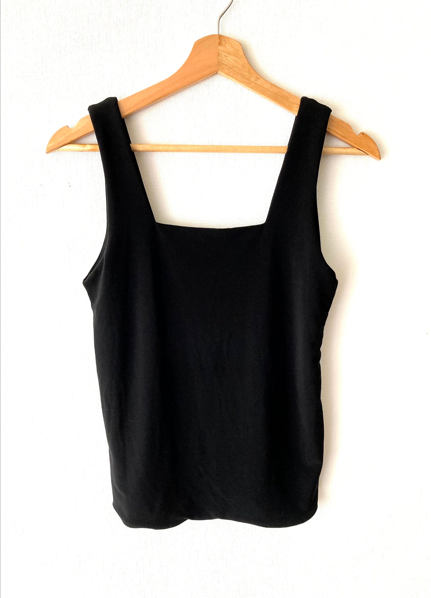 Top Simonne Largo Negro